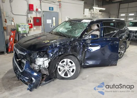 2021 Toyota Highlander Xle from USA, damaged, VIN 5TDHZRBH3MS556287